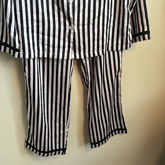 Victoria’s Secret Striped 2Pc Pajama Set S - Picture 3 of 8
